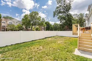 20 Holden Sq, Lakewood, NJ 08701 - Photo 27