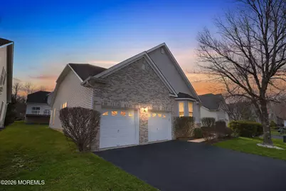 211 Bradwick Way, Marlboro Township, NJ 07746 - Photo 3