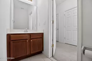 211 Bradwick Way, Marlboro Township, NJ 07746 - Photo 23