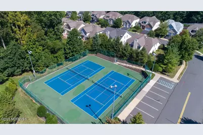 211 Bradwick Way, Marlboro Township, NJ 07746 - Photo 43