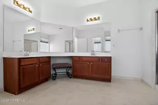 211 Bradwick Way, Marlboro Township, NJ 07746 - Photo 27