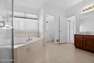 211 Bradwick Way, Marlboro Township, NJ 07746 - Photo 27