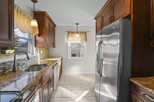 14 Schiverea Ave, Freehold, NJ 07728 - Photo 9