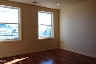 20 Main St, Port Monmouth, NJ 07758 - Photo 11