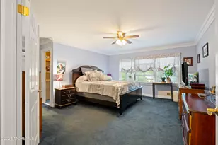 39 Homestead Cir, Marlboro Township, NJ 07746 - Photo 9