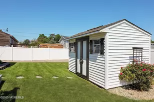 28 Birch St, Beachwood, NJ 08722 - Photo 27