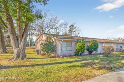 110F Edinburgh Lane, Lakewood, NJ 08701 - Photo 21
