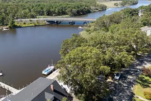 635 Oakwood Dr, Forked River, NJ 08731 - Photo 19