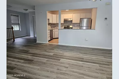 604 Woodhaven Drive, Edison, NJ 08817 - Photo 9