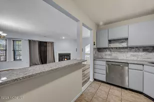 604 Woodhaven Dr, Edison, NJ 08817 - Photo 15