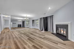 604 Woodhaven Dr, Edison, NJ 08817 - Photo 5