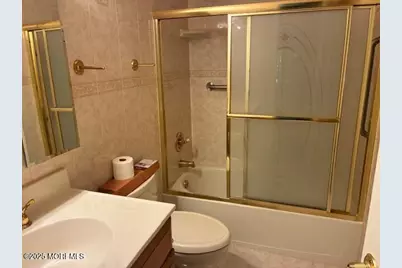 293 Gloucester Court, Aberdeen Township, NJ 07747 - Photo 11