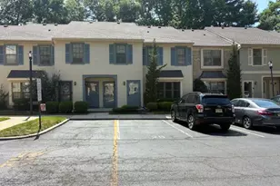 293 Gloucester Ct, Aberdeen Township, NJ 07747 - Photo 17