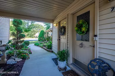 73 Verbena Court, Jackson, NJ 08527 - Photo 3