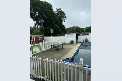 308 Myrtle Street, Cliffwood, NJ 07721 - Photo 9