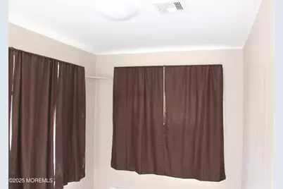 18A Independence Parkway, Whiting, NJ 08759 - Photo 5