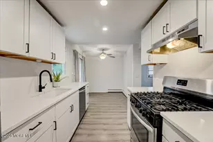 908 Bowling Green Dr, Toms River Township, NJ 08753 - Photo 11