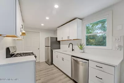 908 Bowling Green Drive, Toms River Township, NJ 08753 - Photo 9