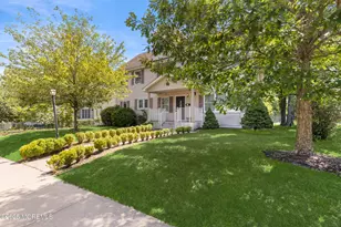 39 Lapsley Ln, Lakewood, NJ 08701 - Photo 3