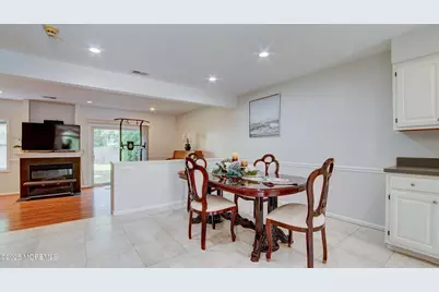 22 Weller Place, Holmdel, NJ 07733 - Photo 3