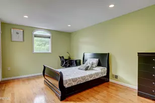 22 Weller Pl, Holmdel, NJ 07733 - Photo 23