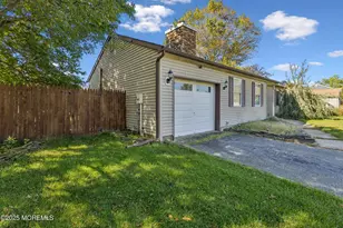 502 Teakwood Dr, Lanoka Harbor, NJ 08734 - Photo 3