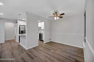 1604 Dahlia Ct, Jackson, NJ 08527 - Photo 7