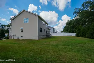 21 Christopher Dr, Howell Township, NJ 07731 - Photo 7