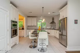 5 Ramapo Ct, Colts Neck Township, NJ 07722 - Photo 5