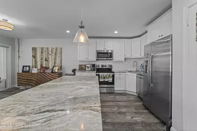 32A Plaza De Las Lobos, Freehold, NJ 07728 - Photo 37