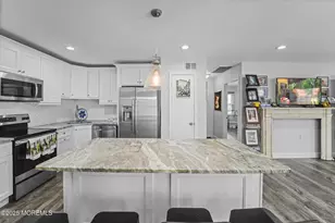 32A Plaza De Las Lobos, Freehold, NJ 07728 - Photo 9