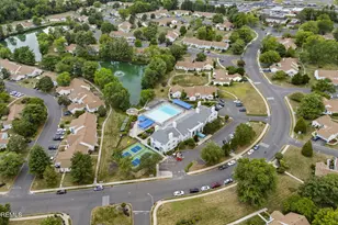 32A Plaza De Las Lobos, Freehold, NJ 07728 - Photo 3