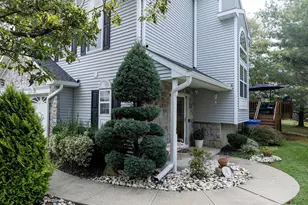 49 Rozalyn Ln, Laurence Harbor, NJ 08879 - Photo 29