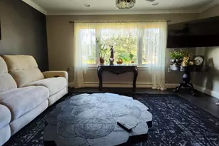 210 Huntington Dr, Lakewood, NJ 08701 - Photo 3