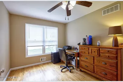 402 Frank Applegate Road, Jackson, NJ 08527 - Photo 13