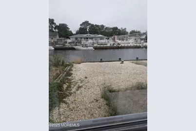 9 S Hollywood Boulevard, Forked River, NJ 08731 - Photo 5