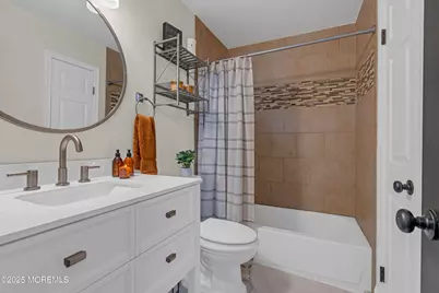 75 Woodmere Drive #906, Sayreville, NJ 08859 - Photo 35