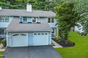 75 Woodmere Dr, Sayreville, NJ 08859 - Photo 7