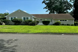 43 Dwight Dr, Oakhurst, NJ 07755 - Photo 1