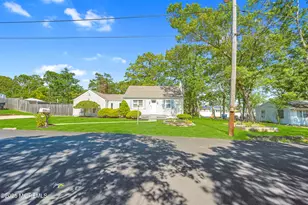 1964 Old St, Toms River Township, NJ 08753 - Photo 5