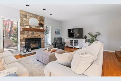 88 Windsor Drive, Eatontown, NJ 07724 - Photo 15