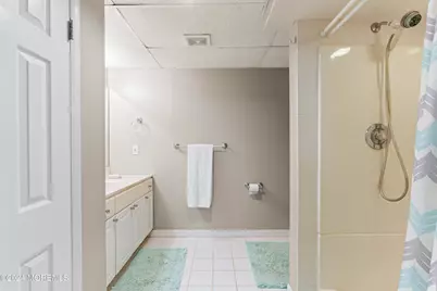 88 Windsor Drive, Eatontown, NJ 07724 - Photo 37