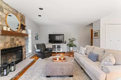 88 Windsor Drive, Eatontown, NJ 07724 - Photo 17