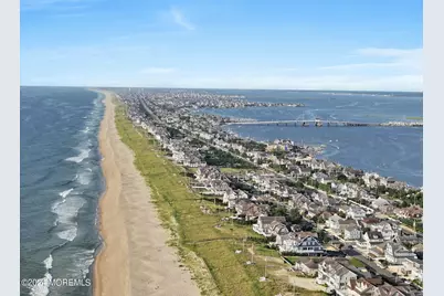 919 Ocean Avenue, Mantoloking, NJ 08738 - Photo 7