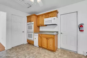 547 S Cincinnati Ave, Egg Harbor City, NJ 08215 - Photo 21