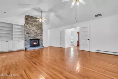 547 S Cincinnati Avenue, Egg Harbor City, NJ 08215 - Photo 3