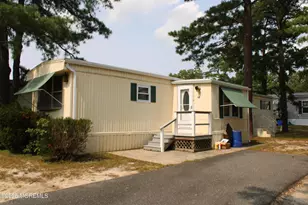 52 Woodchuck Pkwy, Whiting, NJ 08759 - Photo 17