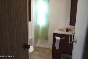 52 Woodchuck Pkwy, Whiting, NJ 08759 - Photo 11