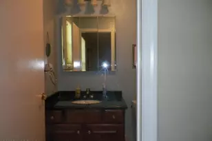 1 Carnaby Close, Freehold, NJ 07728 - Photo 9