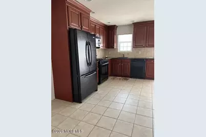 1 Carnaby Close #1000, Freehold, NJ 07728 - Photo 7